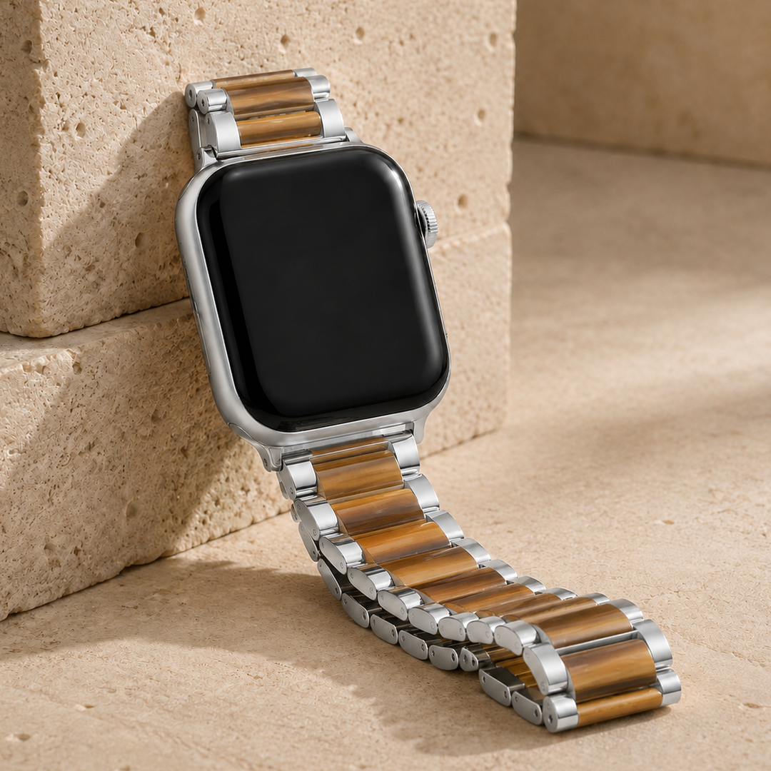 Silverbark — Wood Grain · Silver