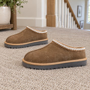 One matching pair of Chestnut Brown Aspen Thin Sole slippers.