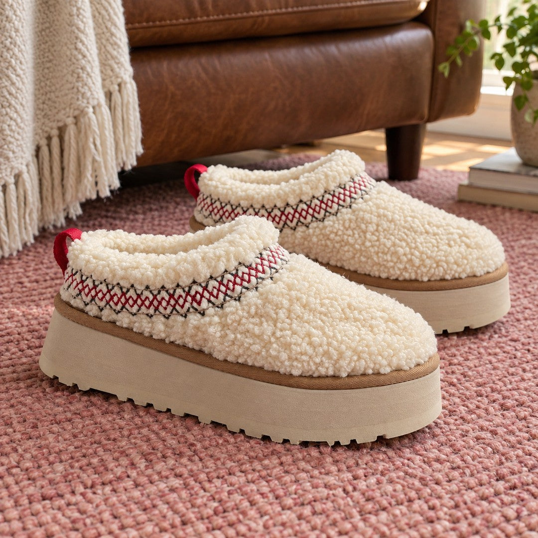One matching pair of Teddy Cream Aspen Thick Sole slippers.