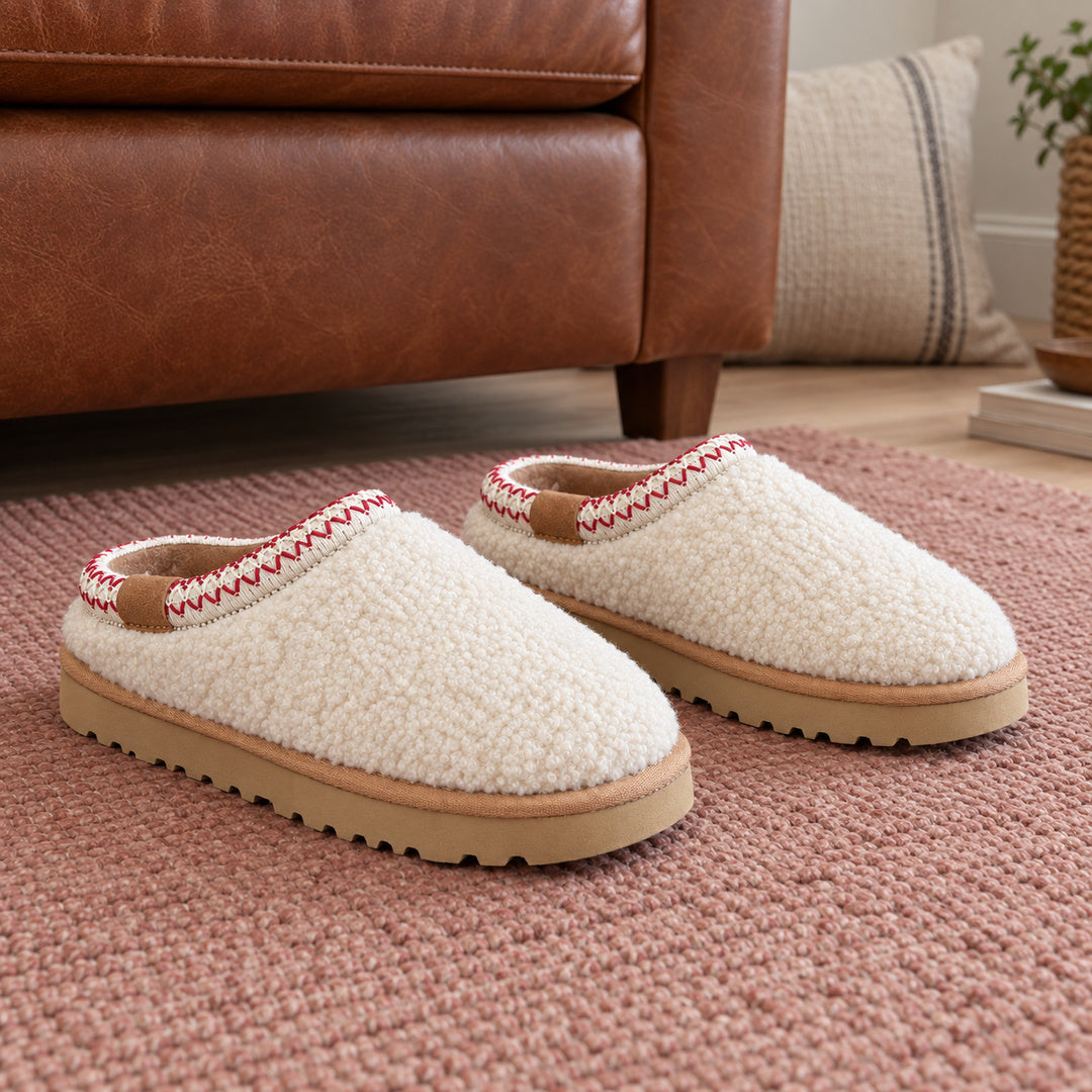 One matching pair of Teddy Cream Aspen Thin Sole slippers.