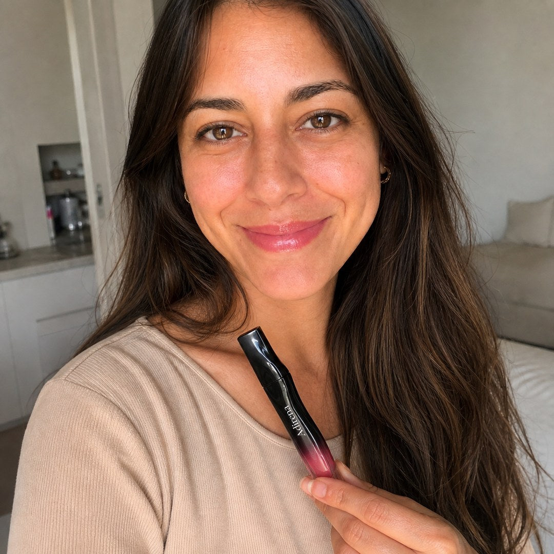 Stellar Dust™ Lip Stain glossy color that stays on the lips